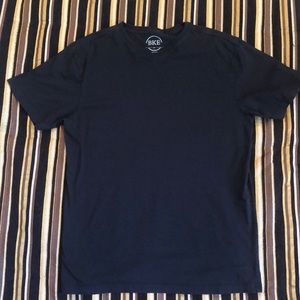 Buckle BKE Black VNeck Tee